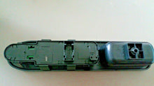 Charger l'image dans la galerie, COMMANDE BOUTON LEVE VITRE PEUGEOT 207 CC OEM: 6554.QA 9654859677 96642446XT